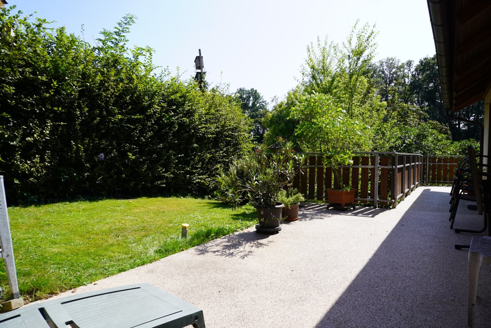 Terrasse vom Wohnzimmer aus